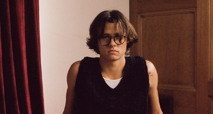 David Kushner Song – Daylight With Lyrics & Translation