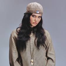 Who Is Sienna Spiro? Age, Family Background, Biography & Music Career